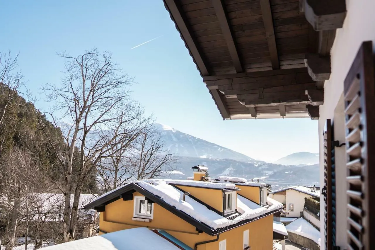 Ferienhaus Reise im traditionell-modernen Stil|Ferienhaus|IBK Innsbruck